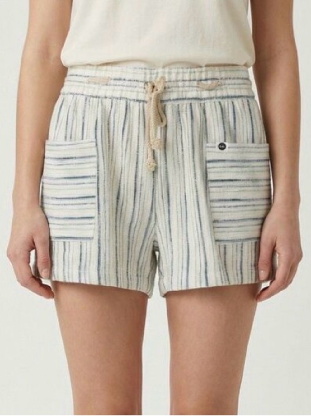 EUC Roxy High Rise Striped Size Medium Linen Blend Shorts Beach Coastal Summer